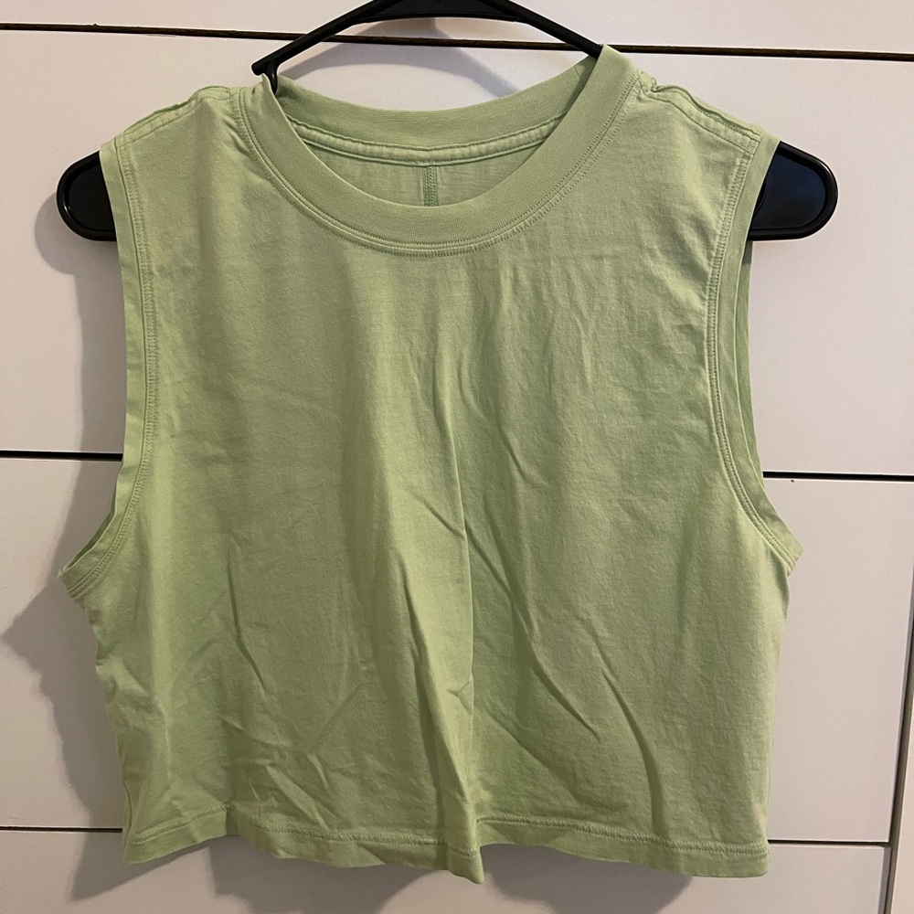 Lululemon green cropped cotton tank